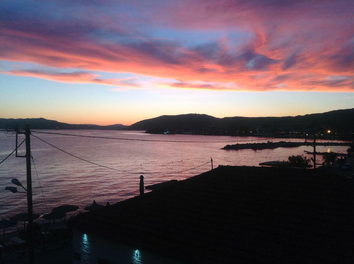 Filippos-spectacular Area,,,,panoramic,-sea- View- Apartments-42m, Just Call On The Photo Number, For Price,vacancy Etc,,-next To Vallis Hotel,, 15meters From Seaside!!! Appartement Agriá